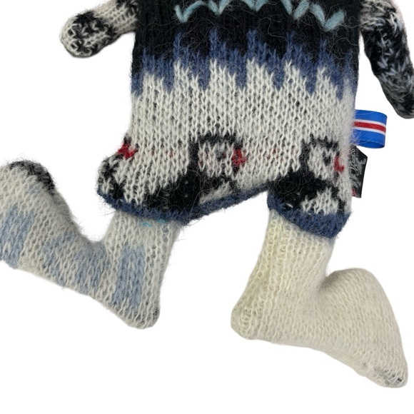 Skrimsli Plush Monster Toy Handmade in Iceland Knit Stuffed Animal Doll - Picture 3 of 10